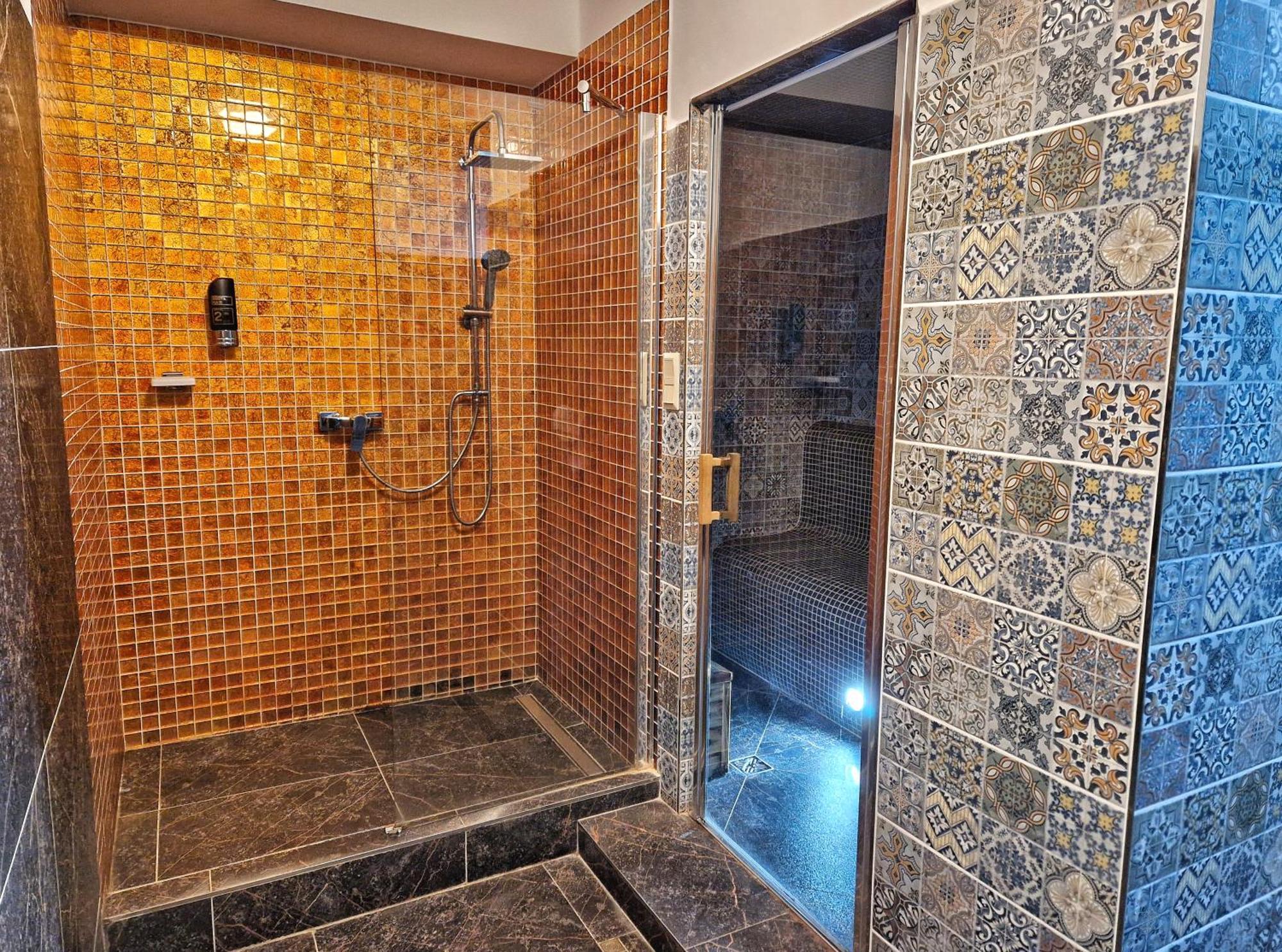 In Spirit, Hotel V Roznovskem Pivovaru - Pivni Lazne, Wellness & Cokoladovna Рожнов-под-Радгоштем Экстерьер фото